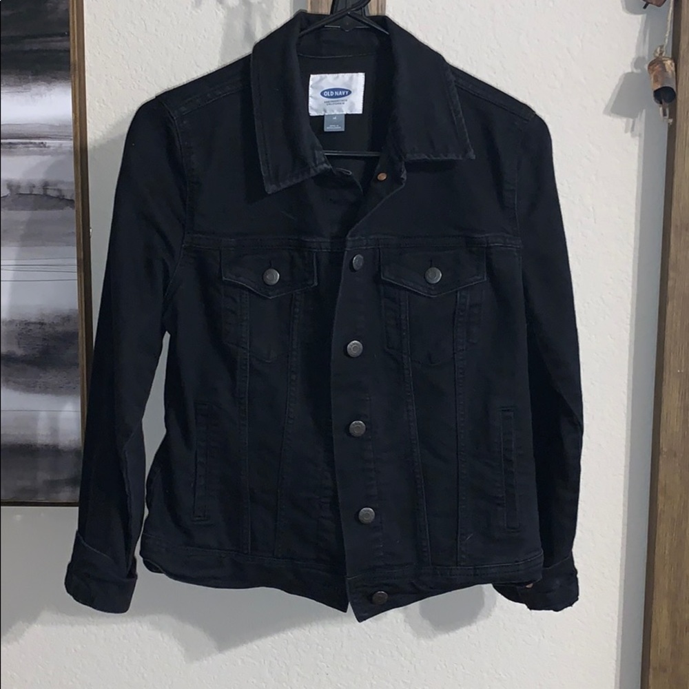 Old Navy black jean style trucker jacket, medium